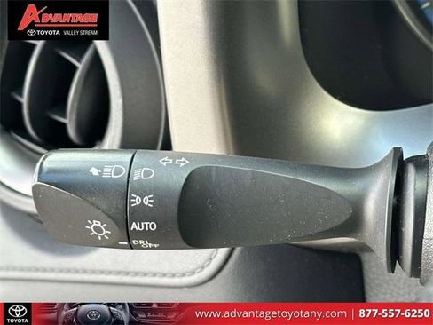 Certified 2018 Toyota RAV4 LE image 25