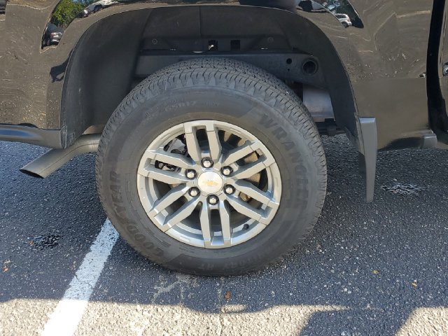 Used 2026 Chevrolet Colorado LT AWD/4WD image 5