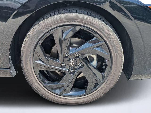 Used 2026 Hyundai Elantra SEL Sport Premium FWD image 11