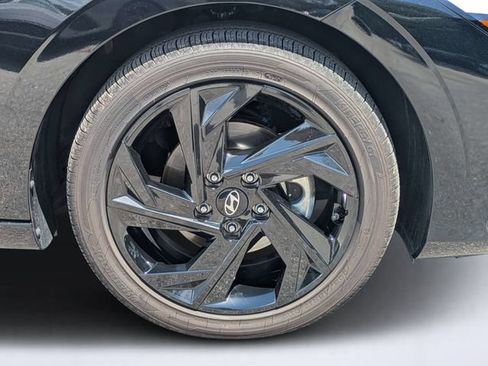 Used 2026 Hyundai Elantra SEL Sport Premium FWD image 11