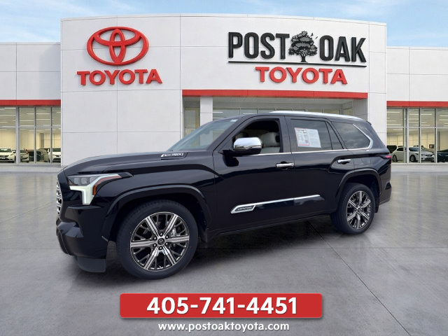 Used 2023 Toyota Sequoia Capstone AWD/4WD image 2
