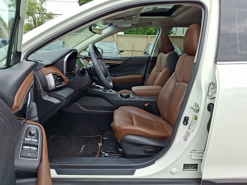 Used 2020 Subaru Outback Touring AWD/4WD image 15