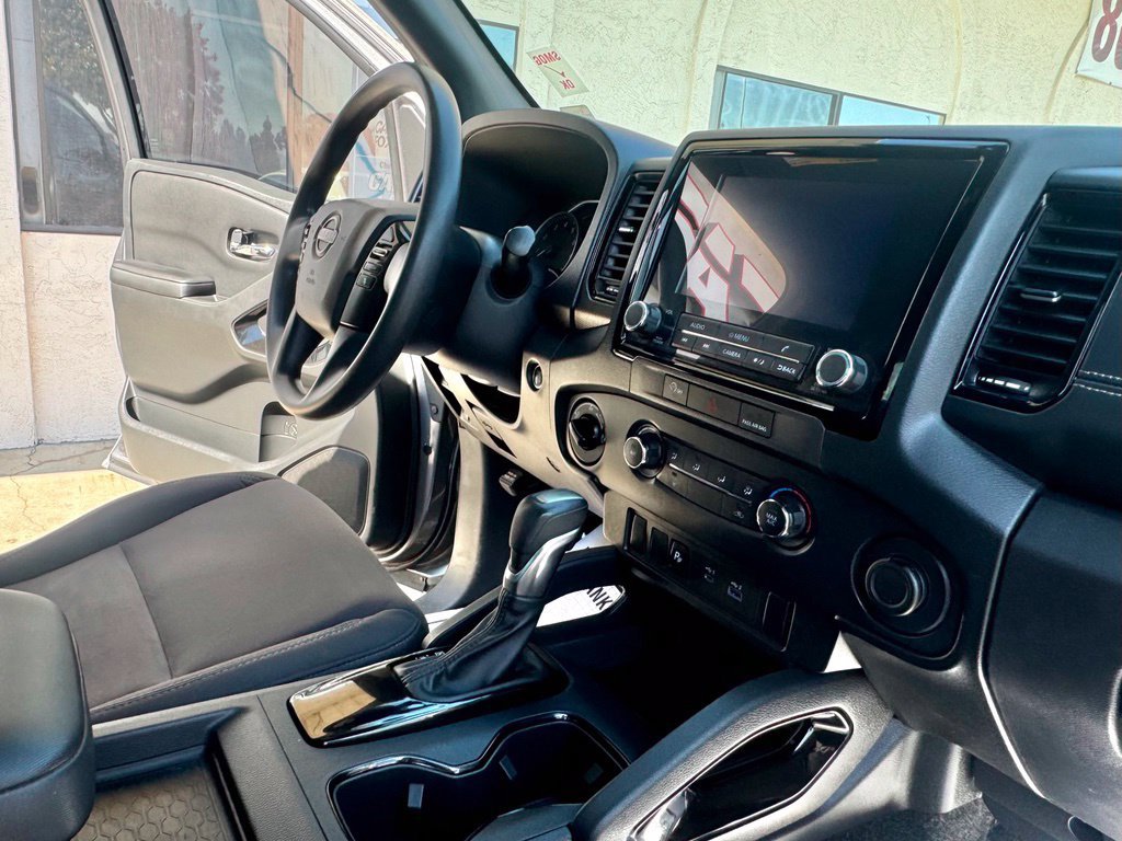 Used 2023 Nissan Frontier SV w/ Midnight Edition Package AWD/4WD image 22