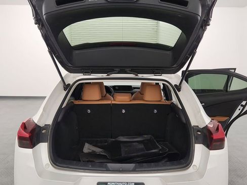 Used 2021 Lexus UX 200 w/ Accessory Package (Z2) FWD image 25