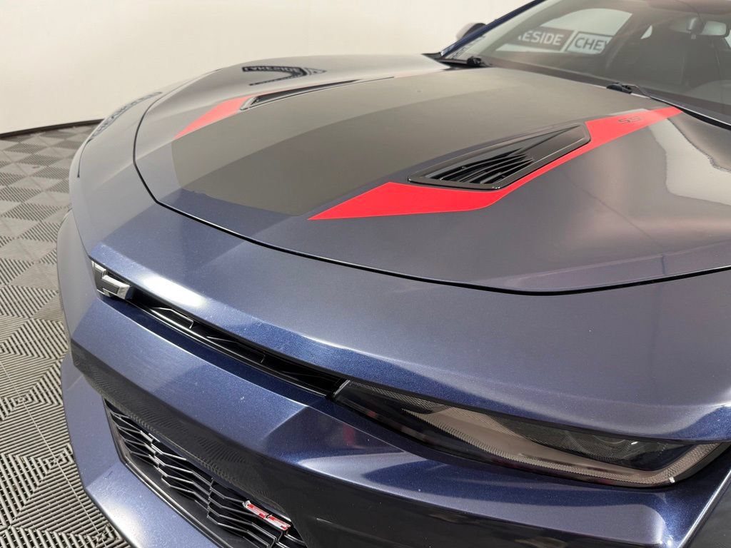 Used 2016 Chevrolet Camaro SS RWD image 11