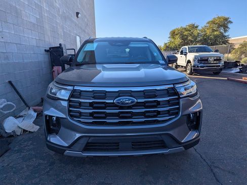 Certified 2025 Ford Explorer Active w/ Active Comfort Package image 2