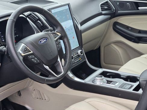 Used 2021 Ford Edge Titanium w/ Class II Trailer Tow Package image 24