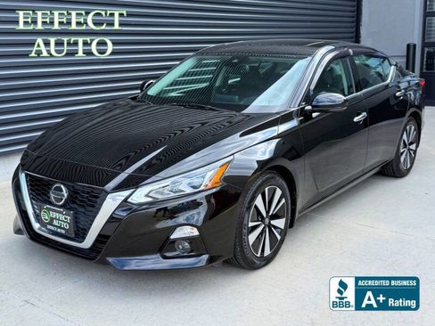 Used 2020 Nissan Altima 2.5 SV FWD image 1