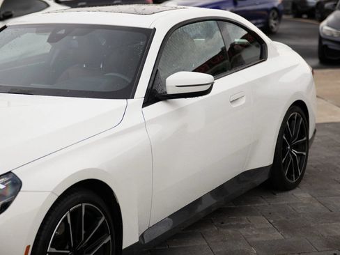 Used 2022 BMW 230i Coupe w/ M Sport Package RWD image 8