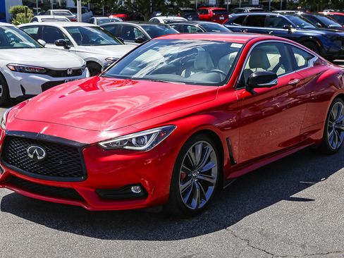 Used 2022 INFINITI Q60 Red Sport 400 w/ Cargo Package RWD image 3