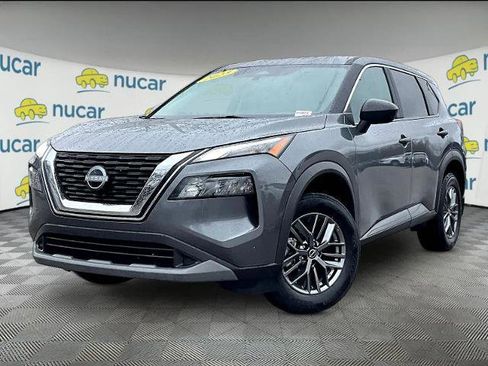 Certified 2023 Nissan Rogue S image 3