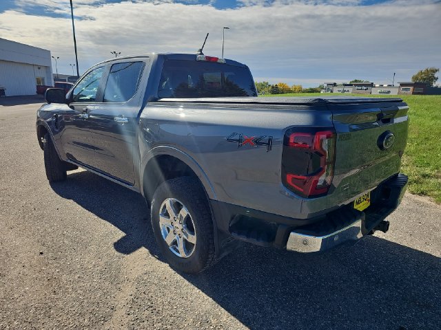 Used 2024 Ford Ranger XLT AWD/4WD image 3