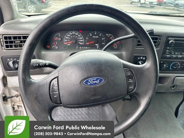 Used 2003 Ford F250 XLT AWD/4WD image 8