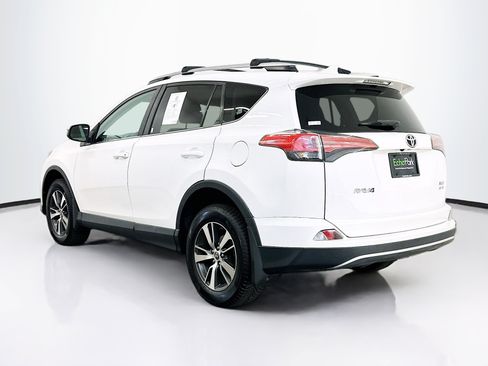 Used 2017 Toyota RAV4 XLE w/ All Weather Liner Package AWD/4WD image 5