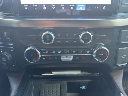 Used 2024 Ford F250 King Ranch w/ Chrome Package AWD/4WD image 35