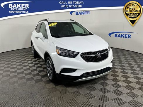 Used 2022 Buick Encore Preferred w/ Safety Package image 2