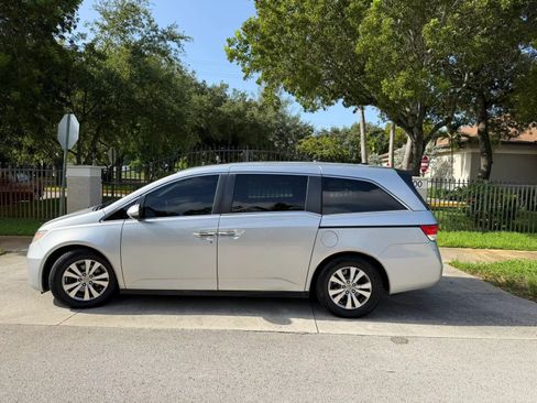 Used 2015 Honda Odyssey EX-L image 2