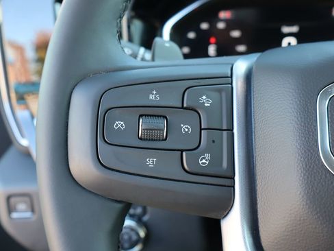 Used 2025 GMC Sierra 1500 SLT w/ SLT Premium Plus Package image 19