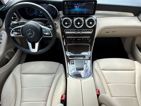 Used 2021 Mercedes-Benz GLC 300 4MATIC image 12