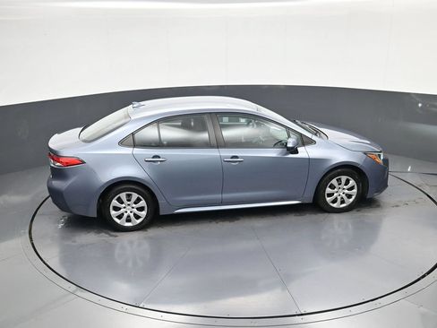 Used 2022 Toyota Corolla LE w/ Carpet Mat Package (TMS) FWD image 34