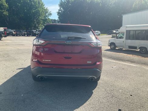 Used 2015 Ford Edge SEL w/ Equipment Group 201A FWD image 6