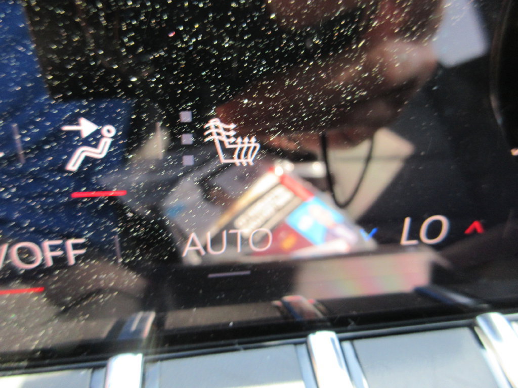 New 2027 GMC Terrain AT4 w/ LPO, Black Badging Package AWD/4WD image 17