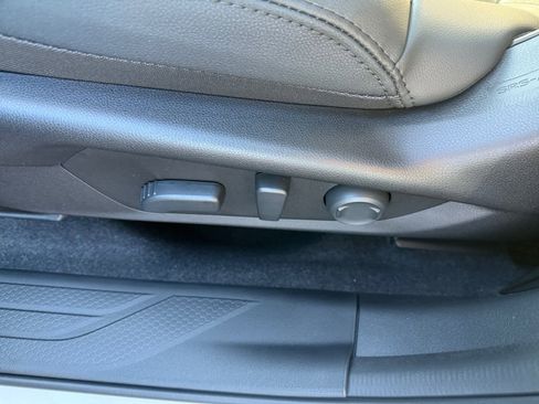 New 2026 Subaru Outback Premium image 18