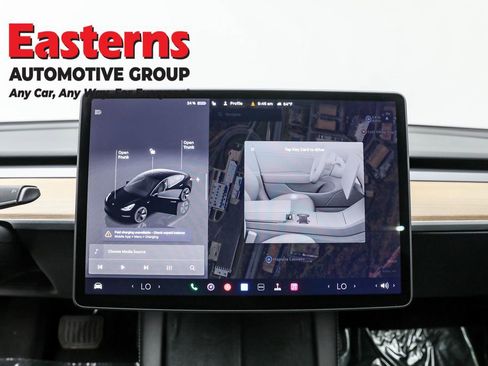 Used 2023 Tesla Model 3 Standard Range image 12