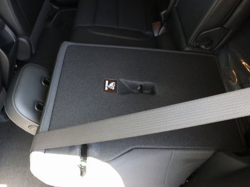 New 2025 Buick Envista Avenir image 14