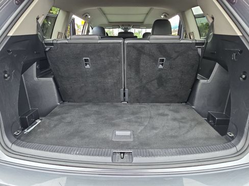 Certified 2024 Volkswagen Atlas SE FWD image 13