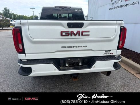 Used 2020 GMC Sierra 2500 AT4 w/ AT4 Premium Package AWD/4WD image 5