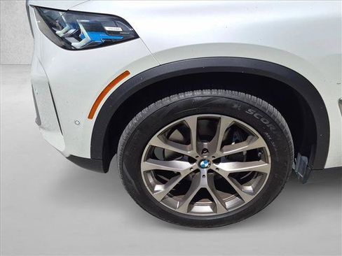 Certified 2024 BMW X5 sDrive40i w/ Premium Package RWD image 21