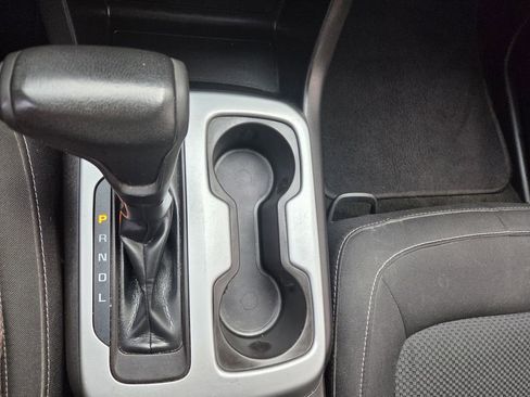 Used 2018 Chevrolet Colorado LT w/ LT Convenience Package RWD image 39