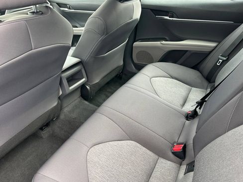 Used 2022 Toyota Camry LE w/ Convenience Package FWD image 13