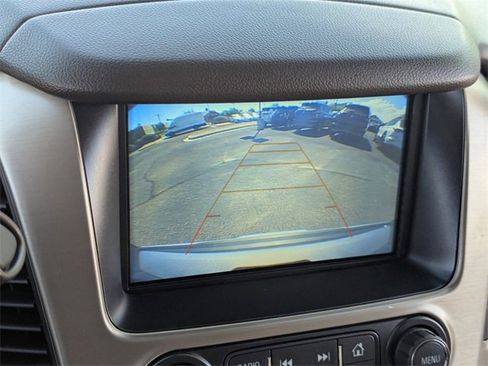 Used 2020 GMC Yukon Denali w/ Denali Premium Package image 27