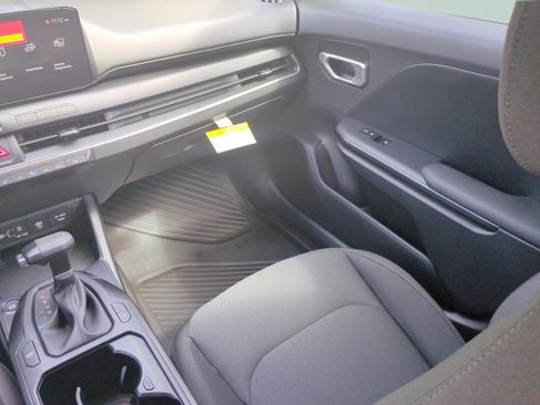 New 2026 Kia K4 LXS image 23