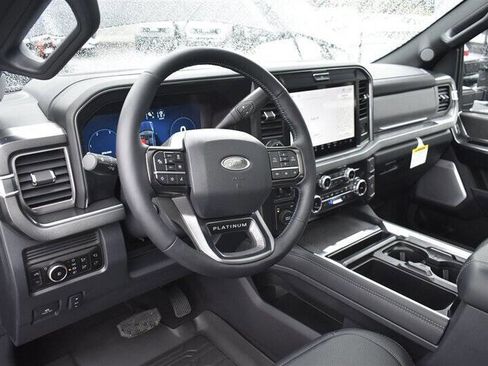 Used 2025 Ford F450 Platinum w/ Camper Package image 16