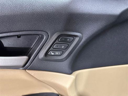 Used 2012 Honda Accord EX-L image 22