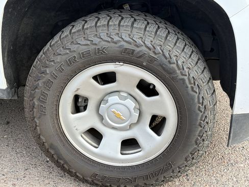 Used 2021 Chevrolet Colorado W/T w/ WT Convenience Package RWD image 8