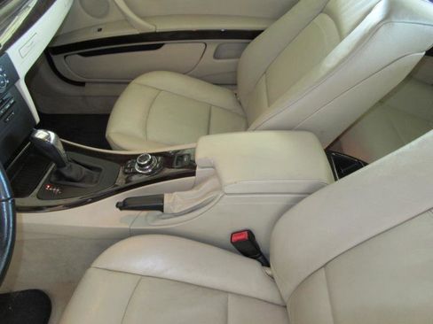 Used 2011 BMW 328i 328i Convertible - SULEV image 27