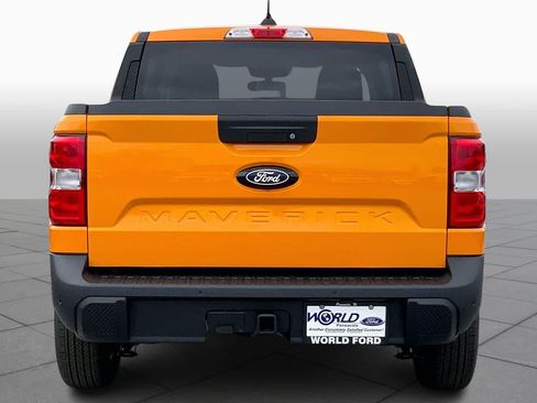 New 2026 Ford Maverick XLT w/ XLT Luxury Package FWD image 4