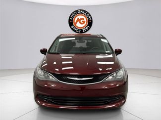 Used 2017 Chrysler Pacifica Touring w/ Tire & Wheel Group video 2