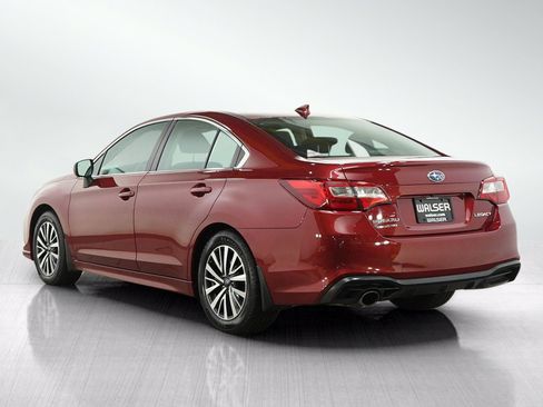 Used 2018 Subaru Legacy 2.5i Premium w/ Moonroof Package AWD/4WD image 3