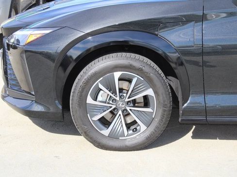 Certified 2024 Lexus RZ 300e Premium image 4