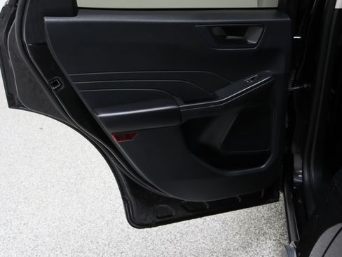Used 2022 Ford Escape SE FWD image 26
