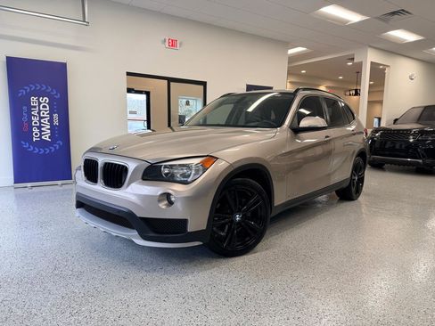 Used 2015 BMW X1 sDrive28i image 2