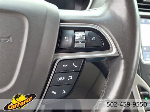 Used 2020 Lincoln Nautilus Reserve w/ Equipment Group 202A image 23