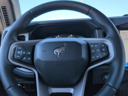 New 2025 Ford Bronco Badlands image 21