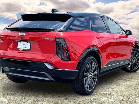 Used 2025 Cadillac Optiq Sport 2 AWD/4WD image 5