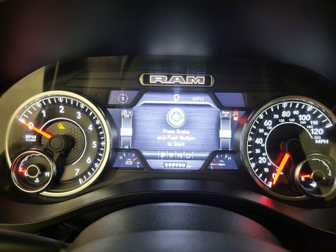 Used 2019 RAM 1500 Big Horn image 36